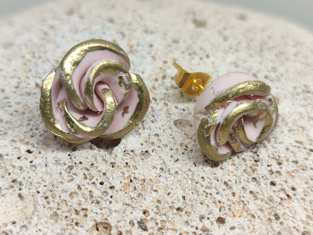 Σκουλαρίκια σειράς "Ethereal Roses" (nude-gold)