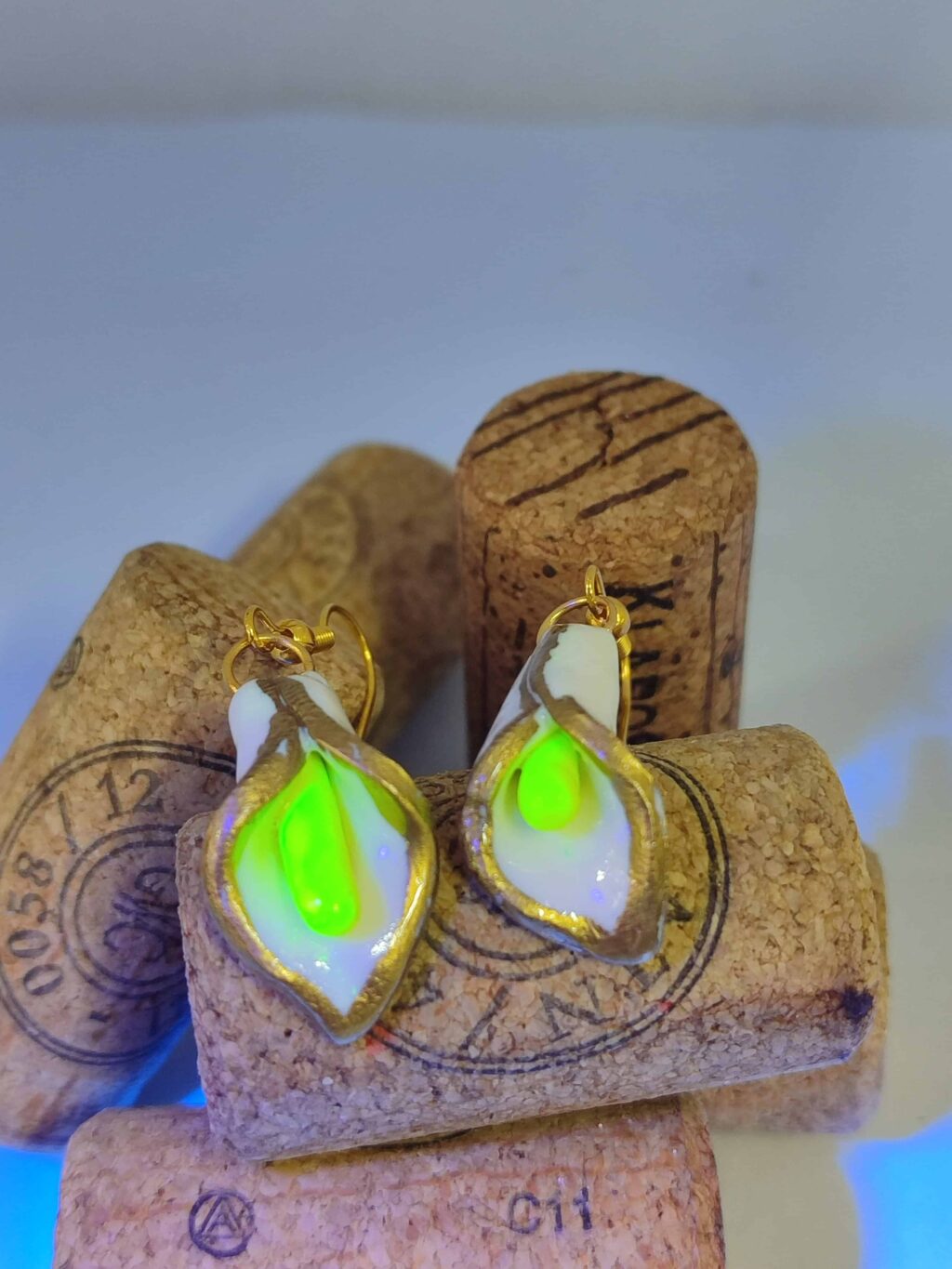 Σκουλαρίκια σειράς "Luminous Lily" (white-gold) - Image 3