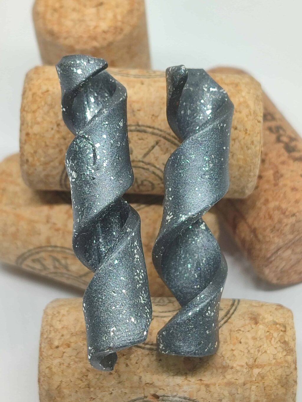 Σκουλαρίκια σειράς "Twisted Elegance" (metal grey-silver) - Image 2