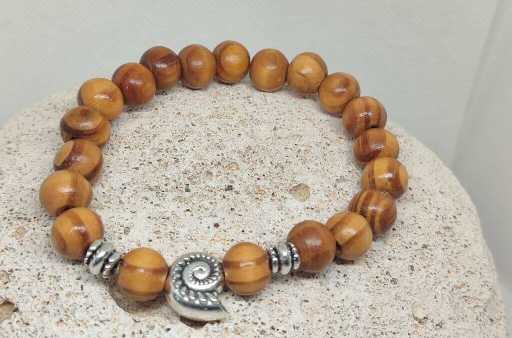 Unisex βραχιόλι σειράς "Terra Pulse" με ασημί σαλιγκάρι και μεταλλικές χάντρες